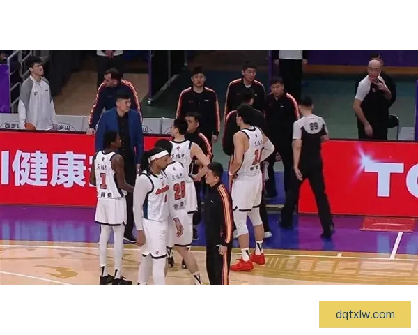 今晚CBA新疆男篮迎战吉林强强对话焦点之战走势解析看点全解 今晚CBA新疆男篮迎战吉林强强对话焦点之战走势解析看点全解